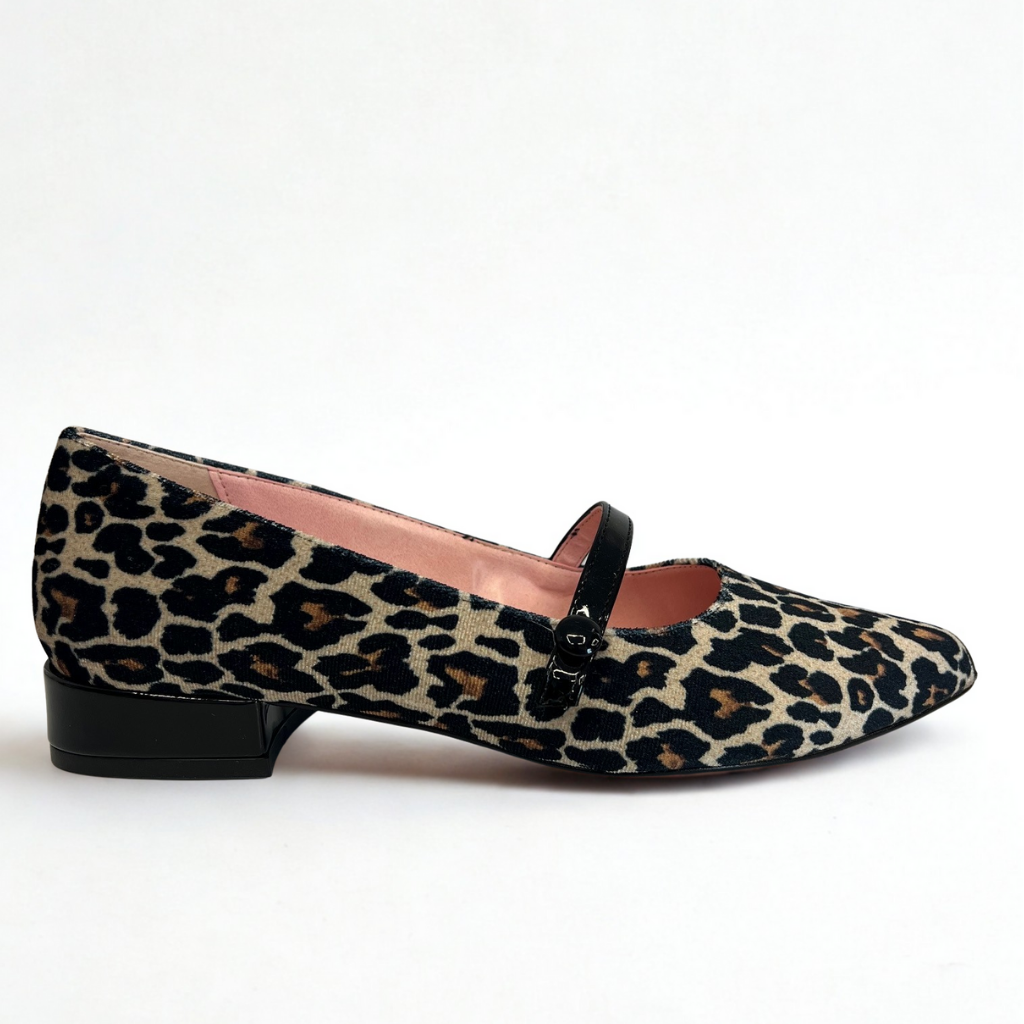 3495 GIAGUARO BEIGE / VERNICE NERA