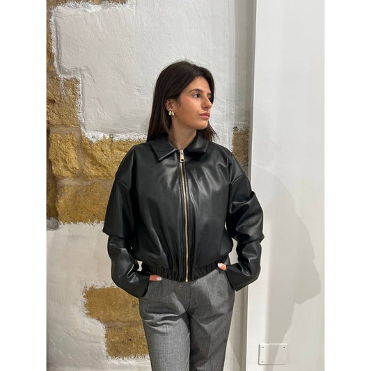 GIUBBINO PELLE CON ZIP EXTĒ NERO